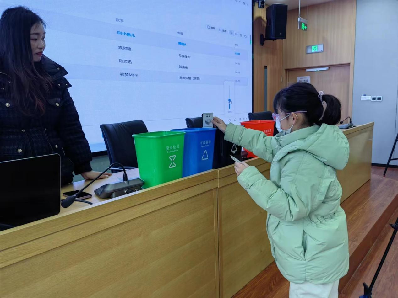 華展貓先生，校園垃圾分類活動，智能垃圾分類