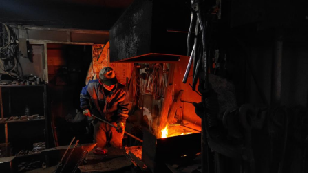 貓先生智能廢品回收箱，再生資源收集柜，小區(qū)垃圾回收站生產(chǎn)廠家