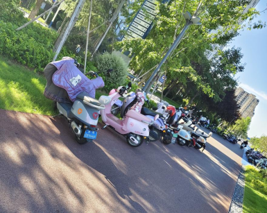 貓先生智能電動(dòng)車無線充電樁合作，垃圾分類設(shè)備廠家